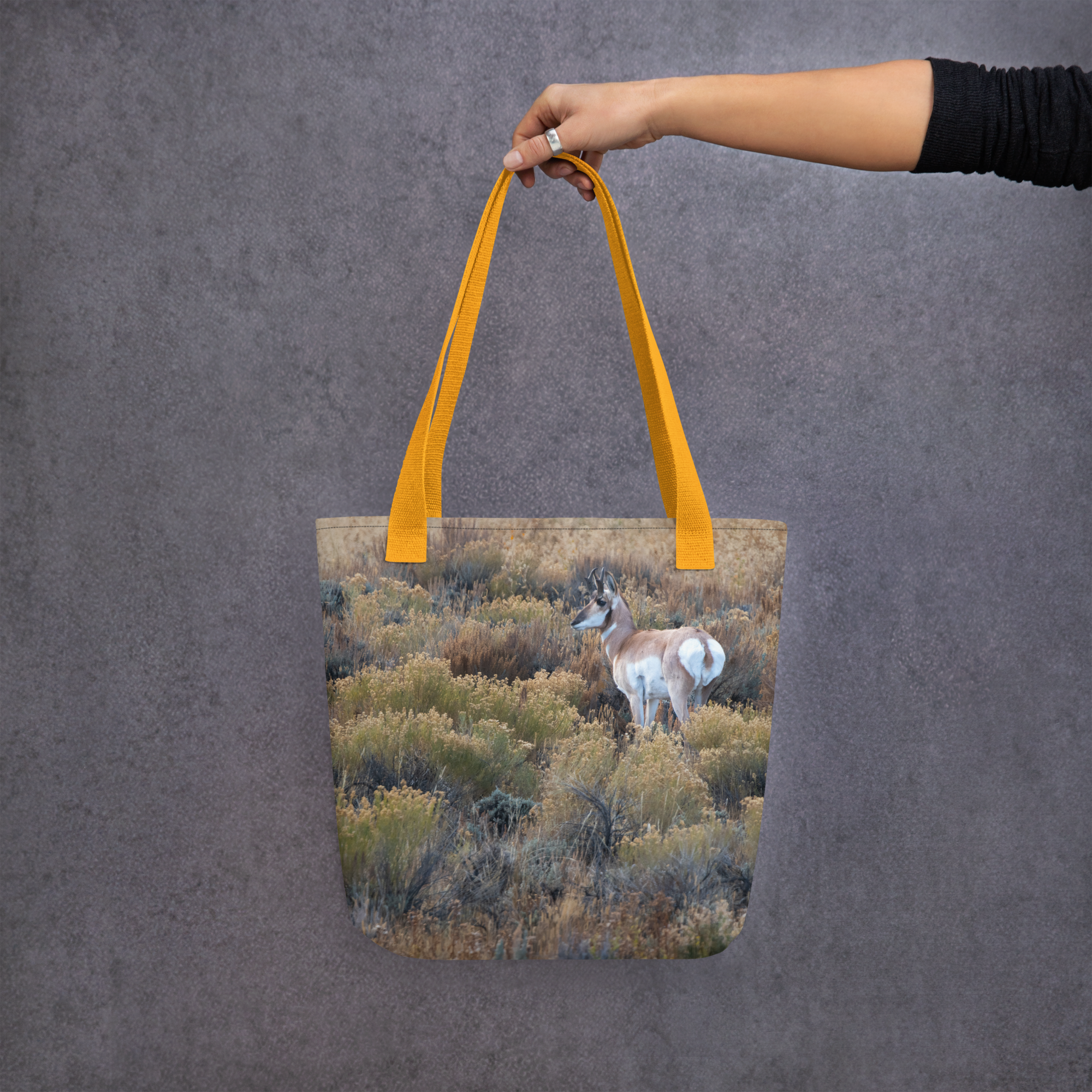 Pronghorn Tote Bag for People Who Feel at Home in the Wild