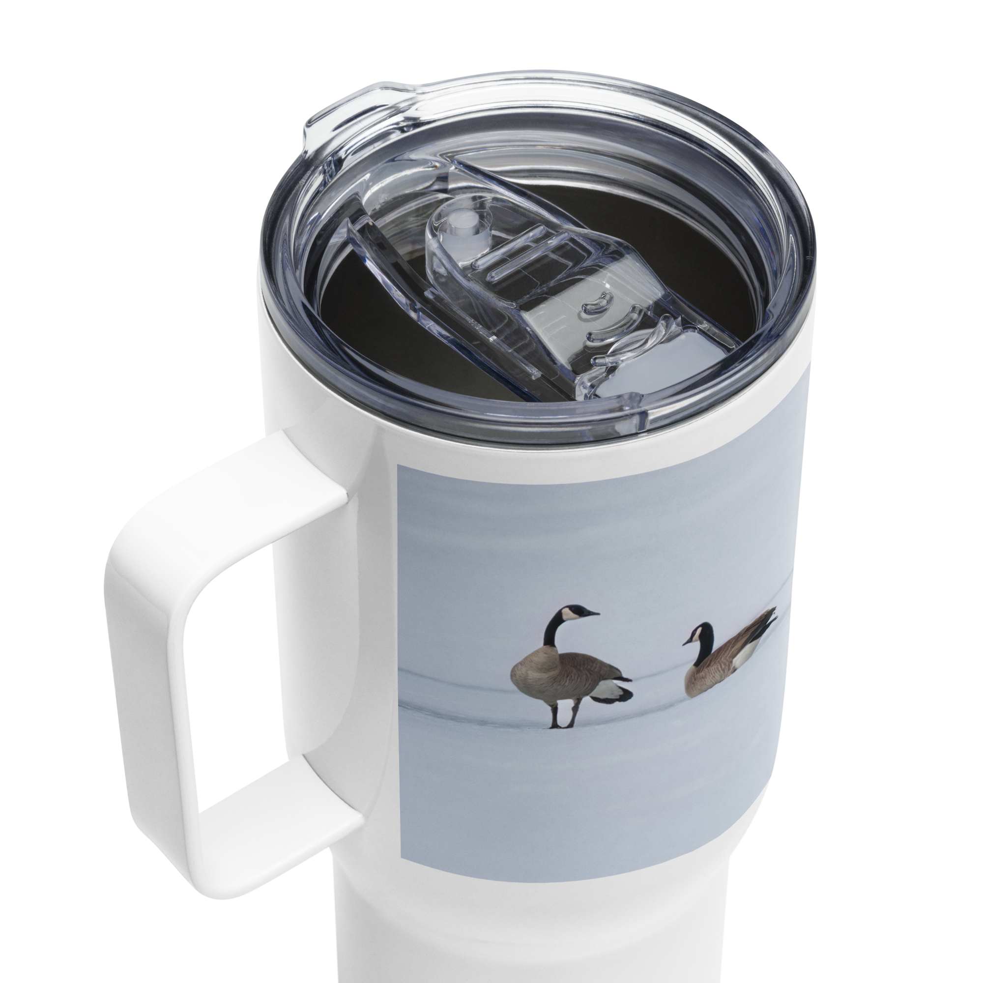 Chase the Beauty of Winter Wildlife with This Travel Mug – A Perfect Blend of Nature and Comfort