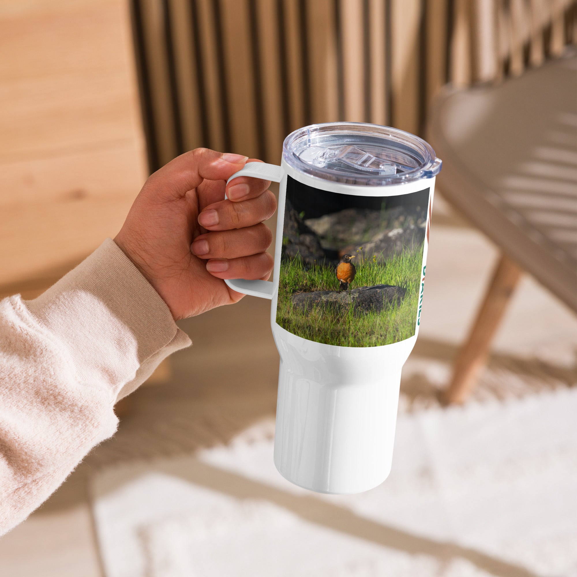 American Robin Travel mug with a handle