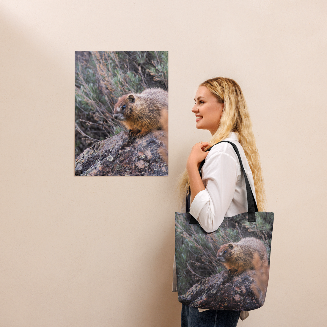 Baby Marmot Tote bag