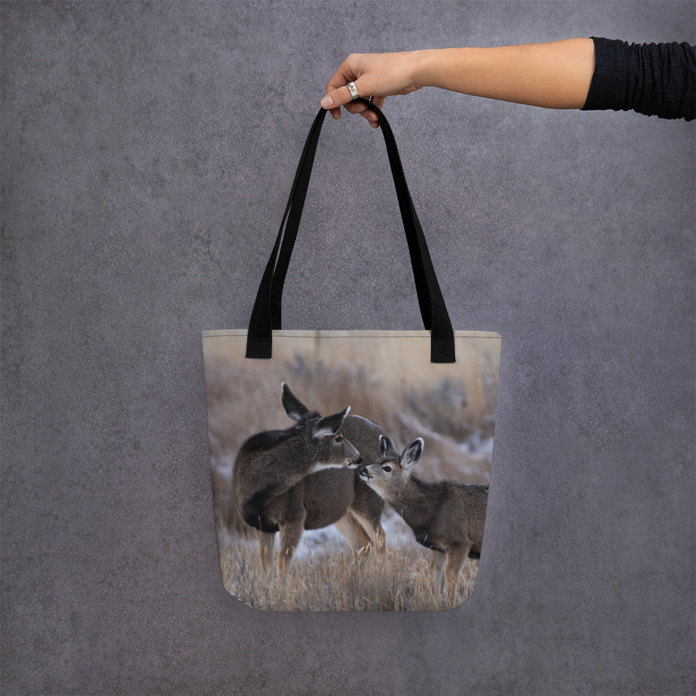 Deer Kissing Tote bag