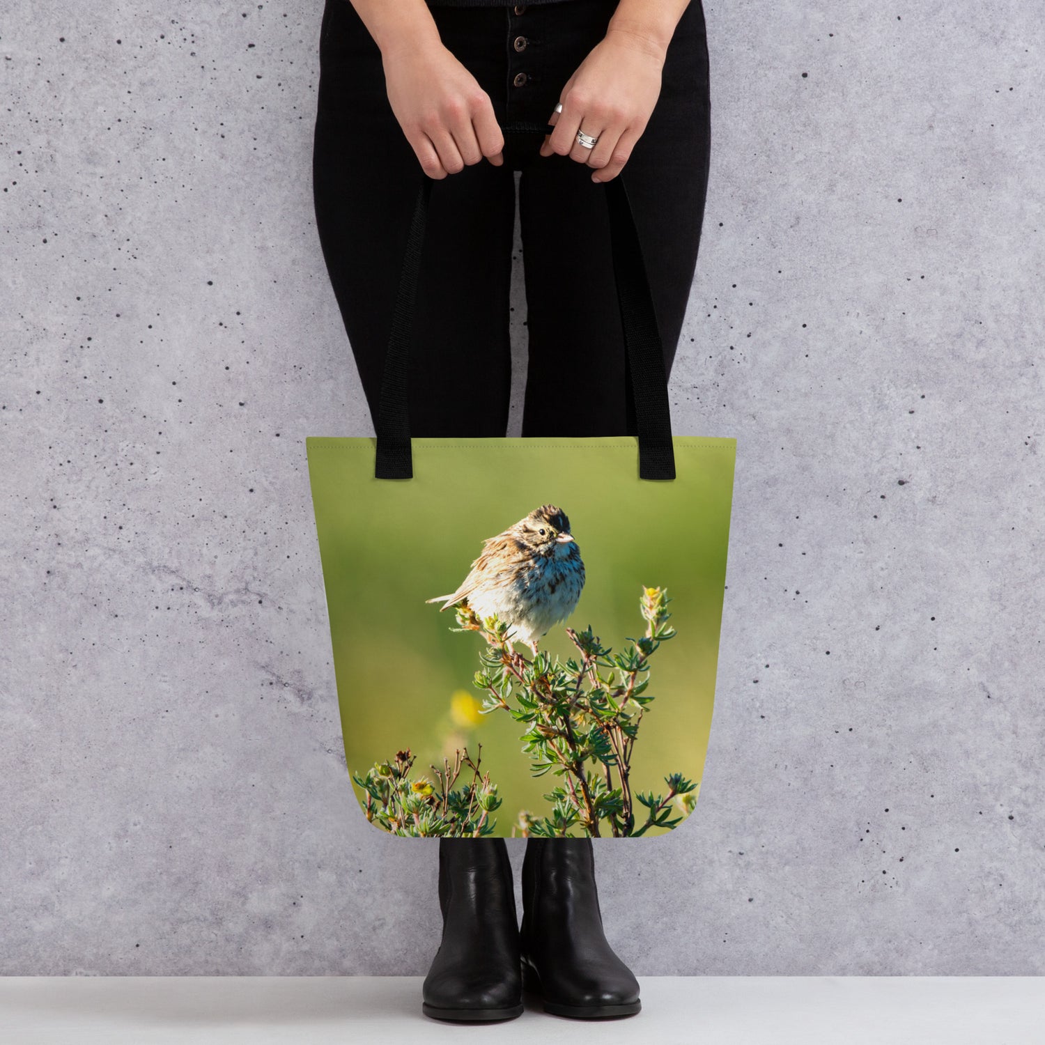 Song Sparrow Tote bag