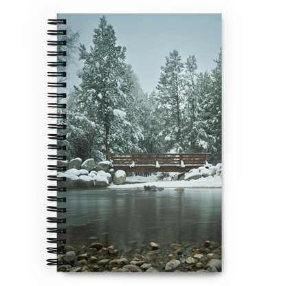 Winter Scenery Notebook: Capture the Magic of Wyoming