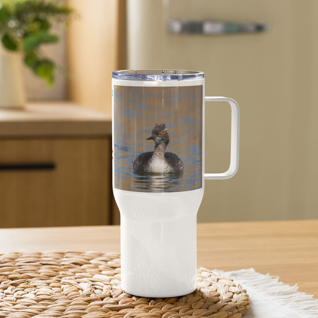 Eered Grebe Travel mug with a handle