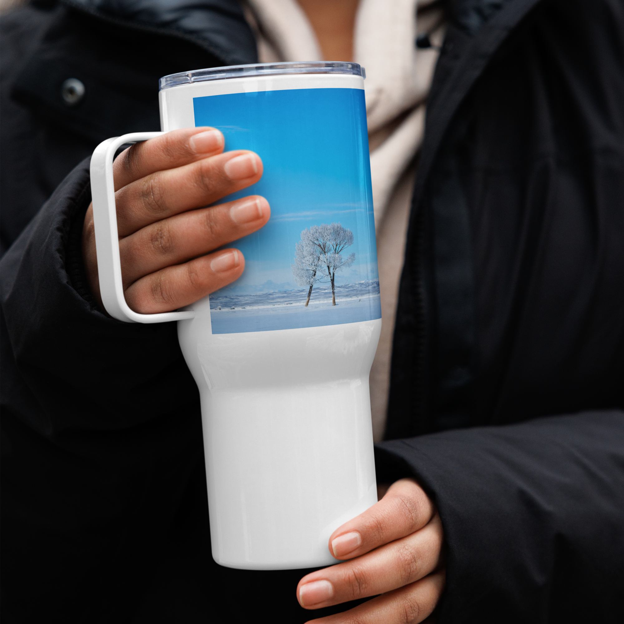 Winter Wonderland Travel mug with a handle